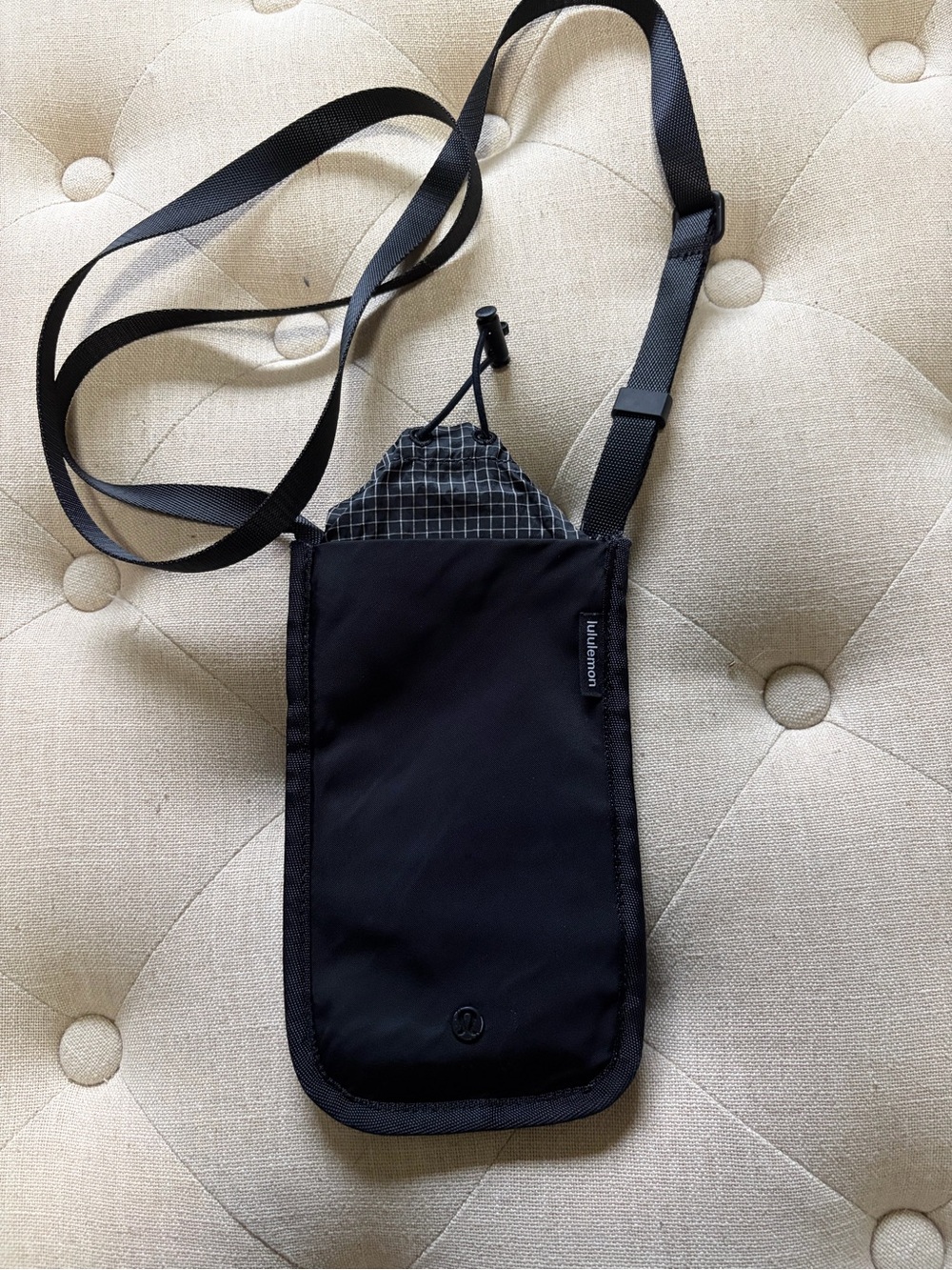 Lululemon Drawcord Top-Cinch Crossbody Bag
